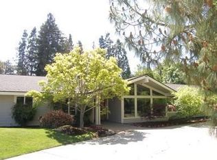 11061 El Capitan Dr, Madera, CA 93636