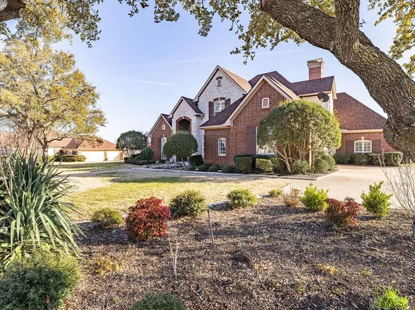 304 Parkview Dr, Sunnyvale, TX 75182
