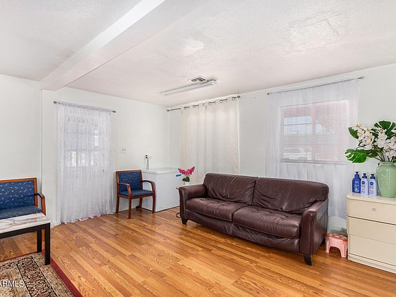 4th image of 3737 W San Miguel Avenue