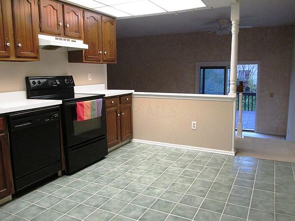 3rd image of 7730 Deer Creek Dr