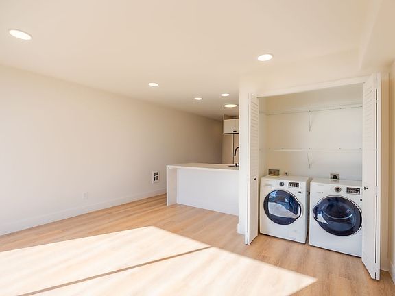 3rd image of 940 Guerrero St APT 11