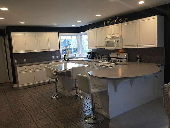 2nd image of 4355 Red Stone Ct SW