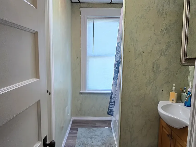 14 Boardman St #3 — Photo 11