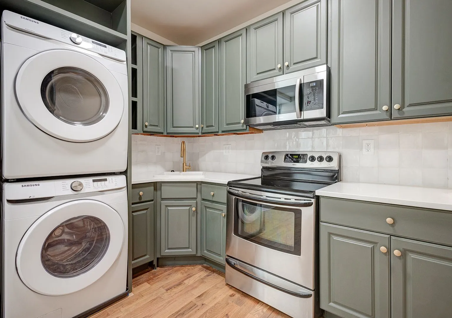 1723 W Master Street — Photo 4