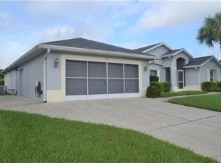11043 Twosome Dr, San Antonio, FL 33576