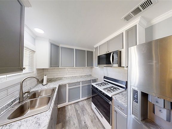 5th image of 13660 5th St #B