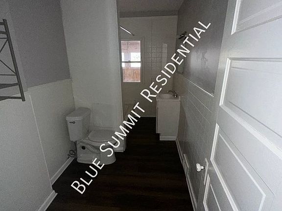 4th image of 57.5 W Arch St