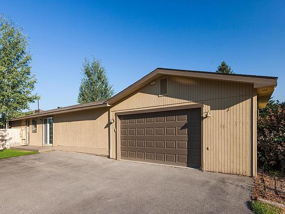 2nd image of 3795 S Meadow Dr