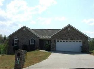 1309 Meadside Dr, Maryville, TN 37804