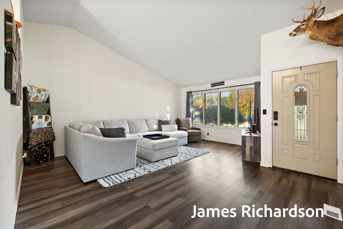 next background image