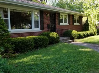 2008 83rd St, Kenosha, WI 53143