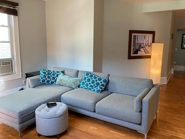 2717 Girard Ave S #102 — Photo 7
