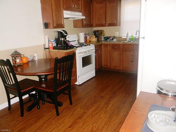 4th image of 353 Fulmer Ave