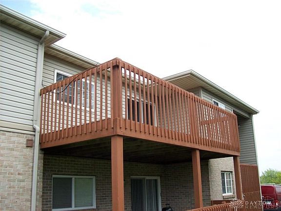 4th image of 1800 Eaton Ave #7