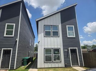 6916 Tommye St #A-b, Houston, TX 77028