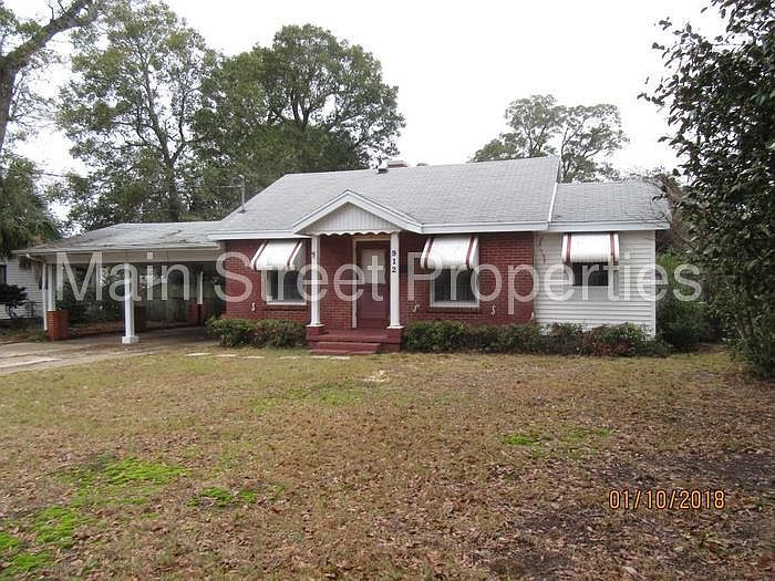 1st image of 912 E Hernandez St