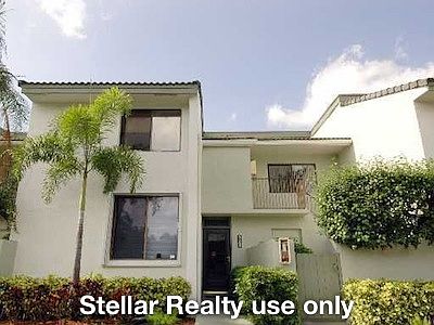 4th image of 9570 SW 1st Ct