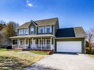 7713 Gracemont Blvd, Knoxville, TN 37938