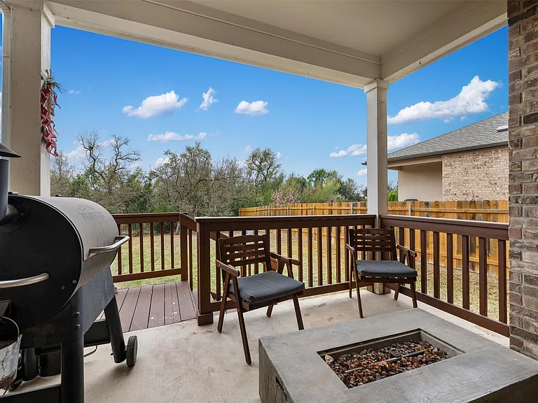 8204A Prairie Rye Dr — Photo 24