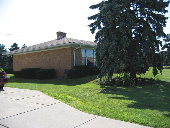 left front side view