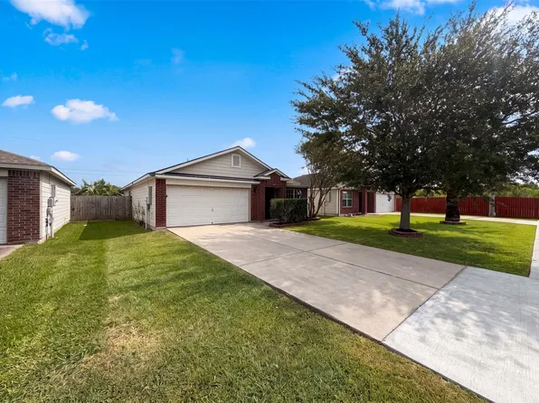 9002 Barracuda Dr, Texas City, TX 77591