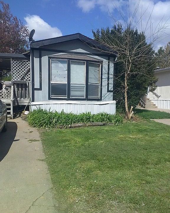 1st image of 3805 NW Ash Ct