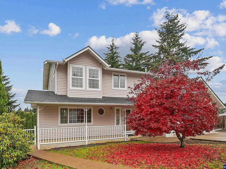 399 Kevin Ct SE — Photo 1