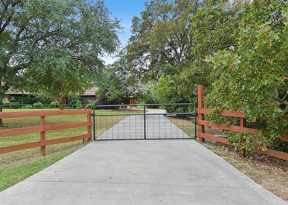 1st image of 6304 Los Robles Dr