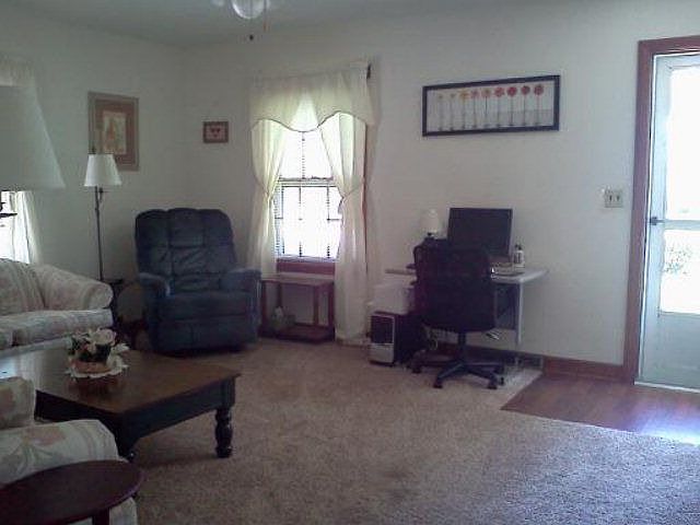 2nd image of 822 Ash St #P