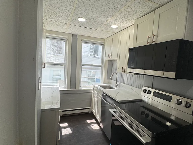 14 Church St #1 — Photo 3