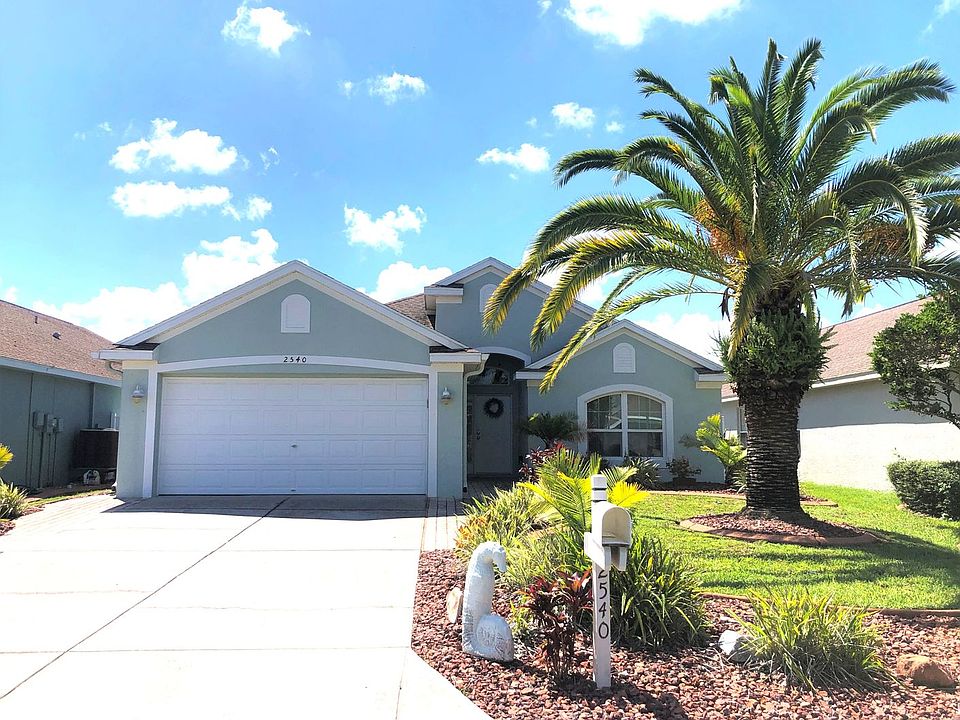 1st image of 2540 Arrowpointe Dr