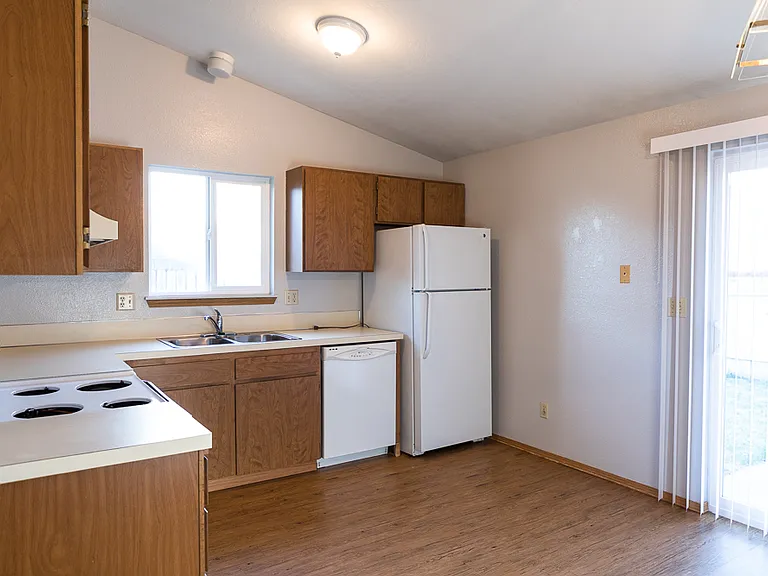 1158 SW 14th Ave — Photo 7