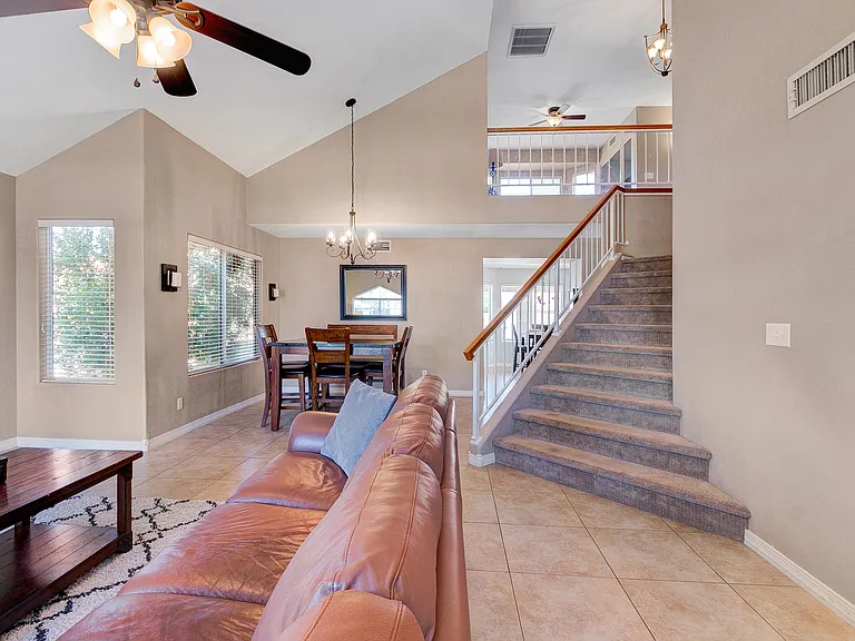 7801 W Crocus Dr — Photo 8