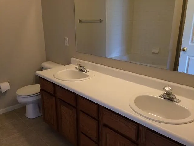 3916 Elter Ln #3916 — Photo 15
