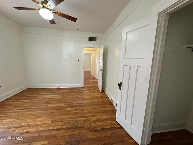 1606 Hawthorne St — Photo 14
