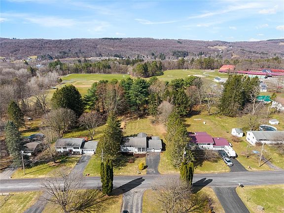 2nd image of 110 Mack St