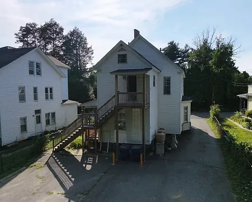 9 Castle St #B Photo 1