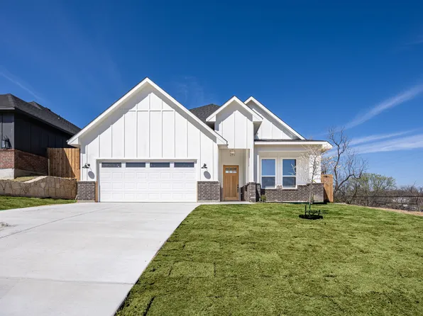 5200 Helmick Ave, Fort Worth, TX 76107