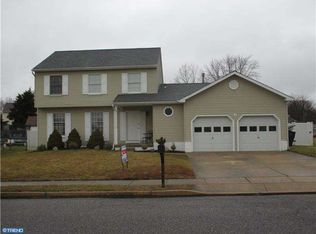 109 Lomond Rd, Williamstown, NJ 08094