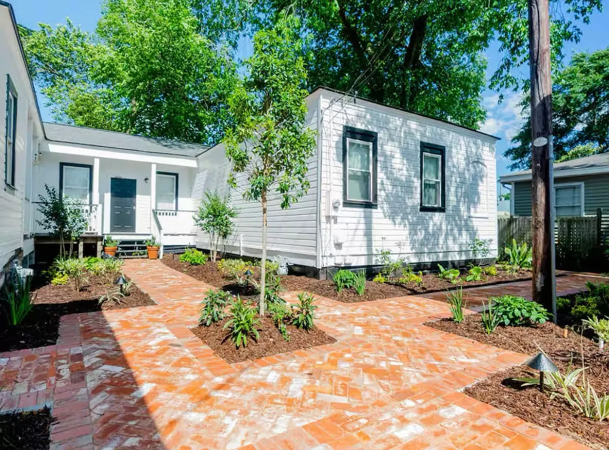 1 bed, 800 sqft, $2,700 — Photo 1