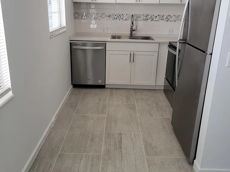 613 Fanshaw Way — Photo 4