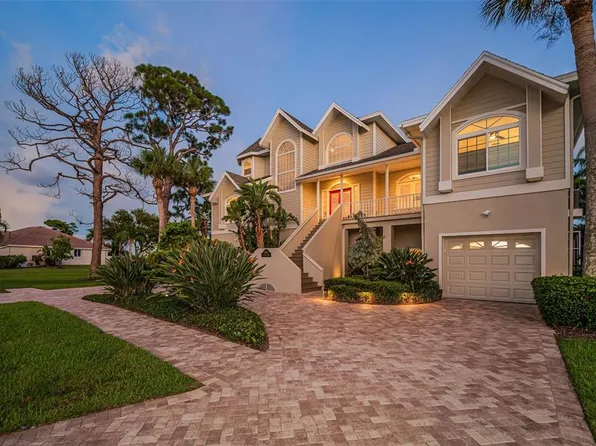 2103 N Pointe Alexis Dr, Tarpon Springs, FL 34689