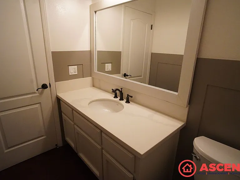11500 Jimrik Ave — Photo 5