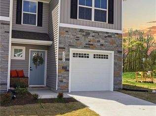 3206 Penguin Cir, Elizabeth City, NC 27909