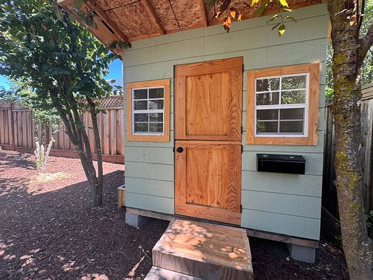 656 Evelyn Ct — Photo 17