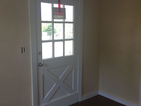 3rd image of 320 N Peninsula Dr #1