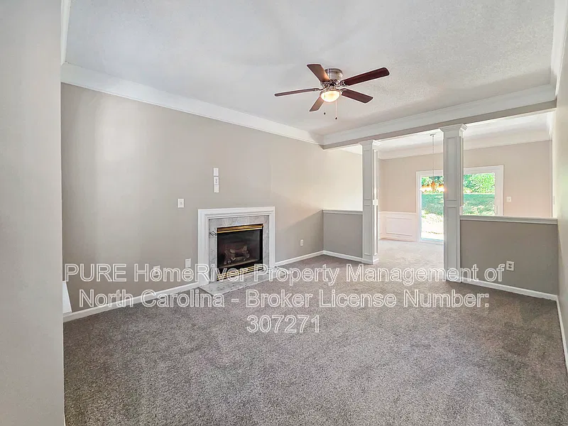 3 bed, 2.0 bath, 1781 sqft, $2,150 — Photo 4