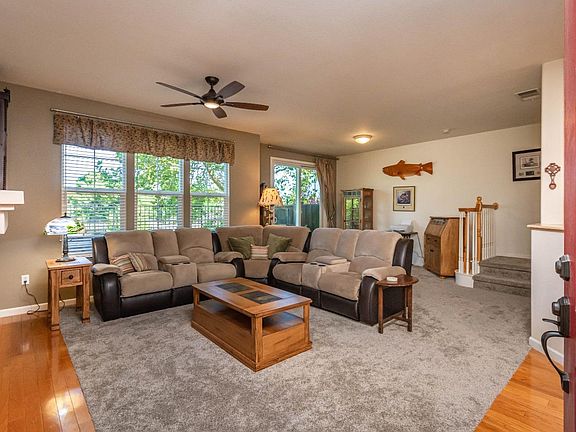 5th image of 955 Marvin Gardens Way #28