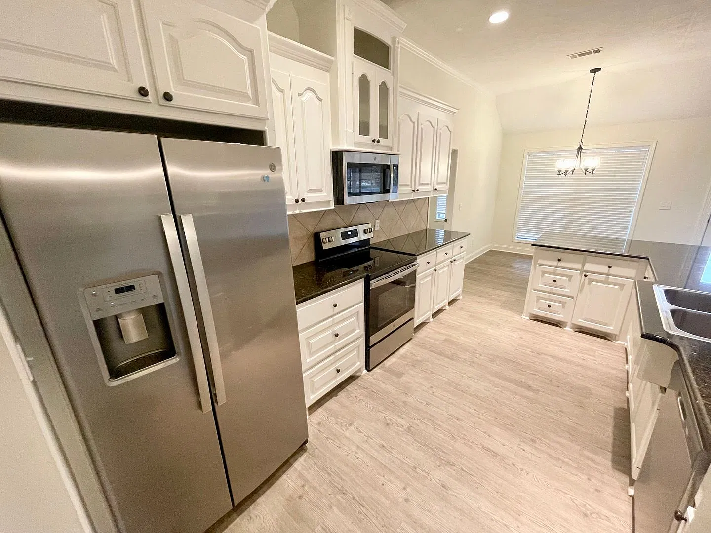 3/2 Available for Rent in 39047! — Photo 4