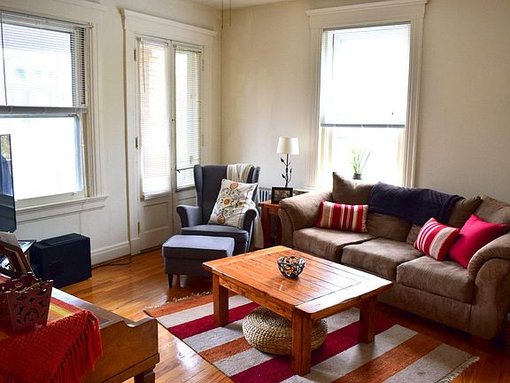 4th image of 3655 Middleton Ave APT 3
